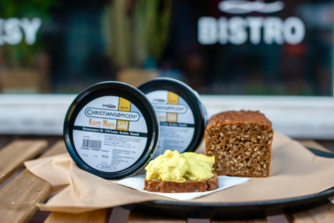 Kupując dwa pudełka Karry Mayo otrzymasz chleb w prezencie